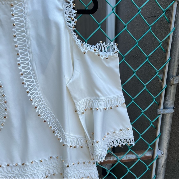 White Cold Shoulder Dress with gold pearls M - Picture 9 of 14